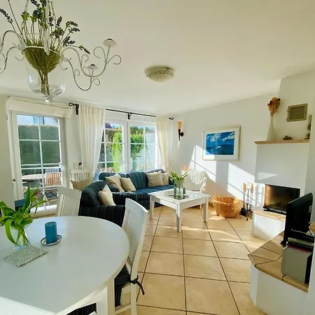 Holiday home Neu ! Haus Rosenberg Neu! Zingst