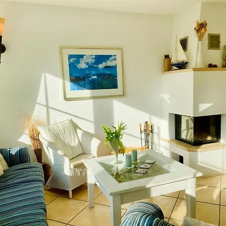 Neu ! Haus Rosenberg Neu! بيت للعطل