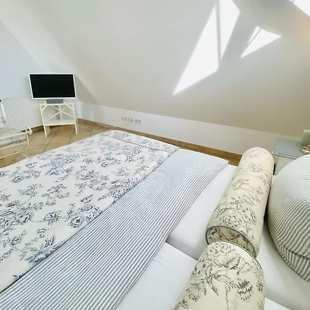 Neu ! Haus Rosenberg Neu! بيت للعطل *