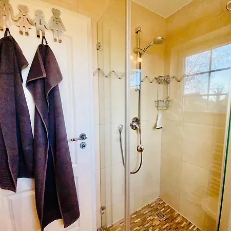 Neu ! Haus Rosenberg Neu! بيت للعطل *